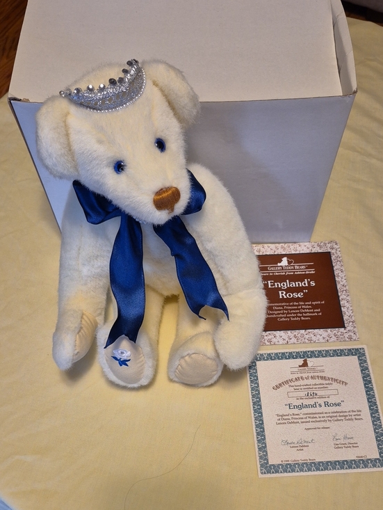 Gallery Teddy Bears Other - Vintage Princess Diana "England's Rose" Teddy Bear Ashton Drake Gallery